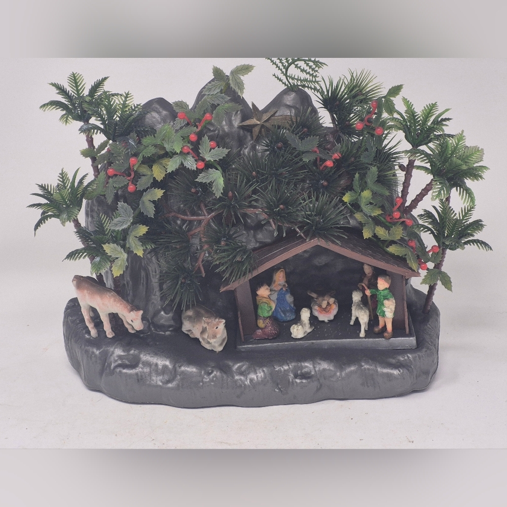 Vintage 1974 Blow Mold Nativity Set